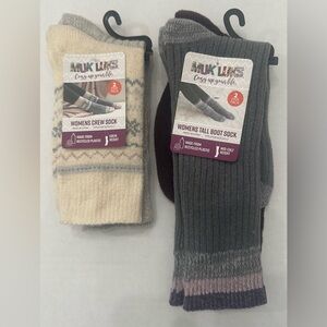 2 packs of Women's Muk Luks 2 pairs in each, Crew Style and Tall Boot Style NWT
